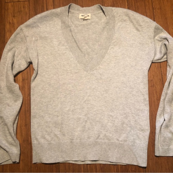 FREE WITH PURCHASE Open Edit grey v-neck sweater size xxsmall - Picture 2 of 4